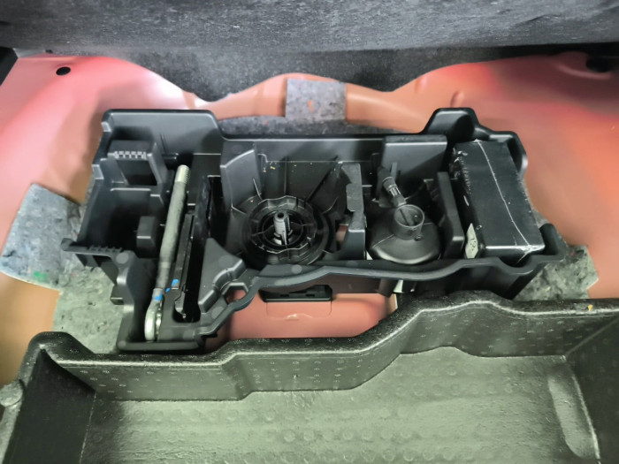 Peugeot 2008 PureTech 130 S&S EAT8 Allure Pack