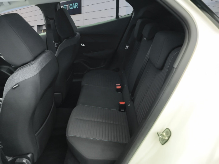 Peugeot 2008 PureTech 100 S&S BVM6 Style