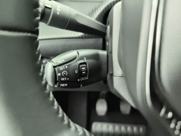Peugeot 2008 PureTech 100 S&S BVM6 Style