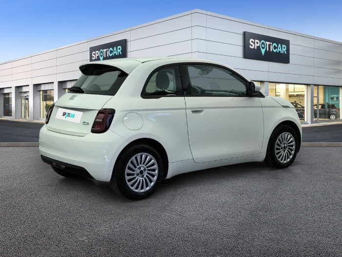 Fiat 500e BERLINE MY22 SERIE 1 STEP 2 500 e 95 ch Action