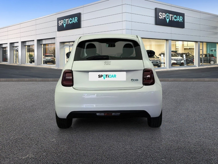 Fiat 500e BERLINE MY22 SERIE 1 STEP 2 500 e 95 ch Action