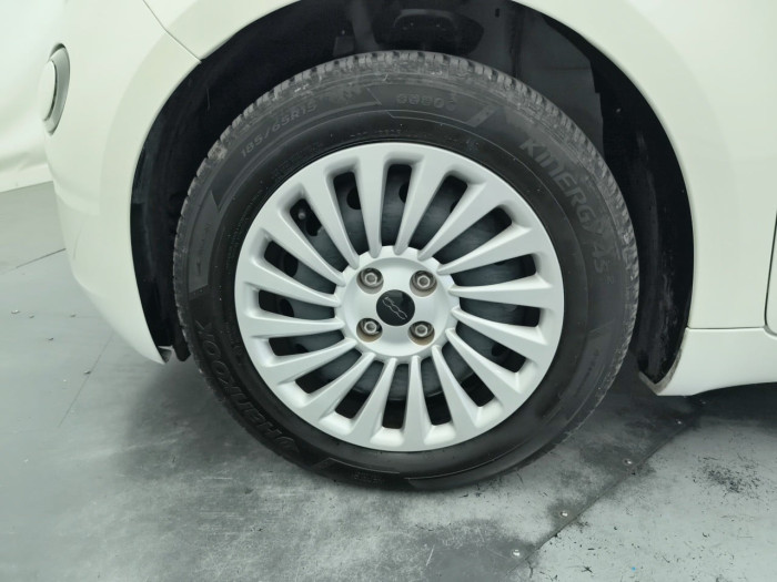 Fiat 500e BERLINE MY22 SERIE 1 STEP 2 500 e 95 ch Action
