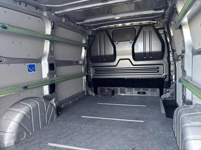 Ford Transit Custom Fg 320 L1H1 2.5 Duratec 232ch Hybride rechargeable Trend CVT