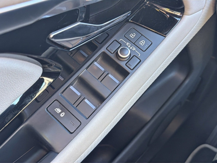 Land Rover Range Rover Evoque Mark I P300e PHEV AWD BVA8 R-Dynamic S