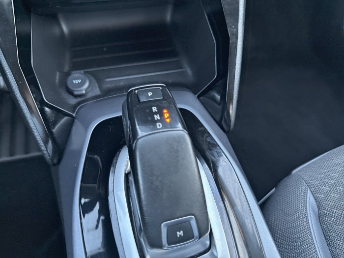 Peugeot 2008 PureTech 130 S&S EAT8 Allure