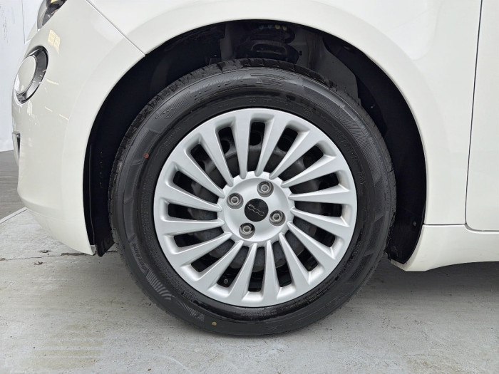 Fiat 500e 3+1 500 3+1 e 95 ch Nouvelle 500