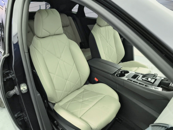 DS DS7 CROSSBACK Hybride E-Tense 300 EAT8 4x4 Rivoli