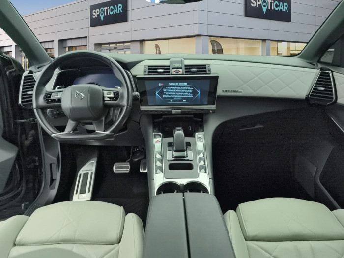 DS DS7 CROSSBACK Hybride E-Tense 300 EAT8 4x4 Rivoli