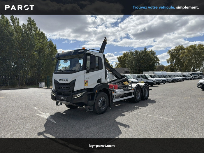 IVECO X-Way 6X4 460CV POLYBENNE