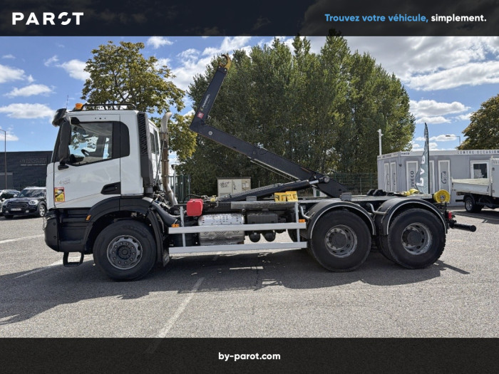 IVECO X-Way 6X4 460CV POLYBENNE