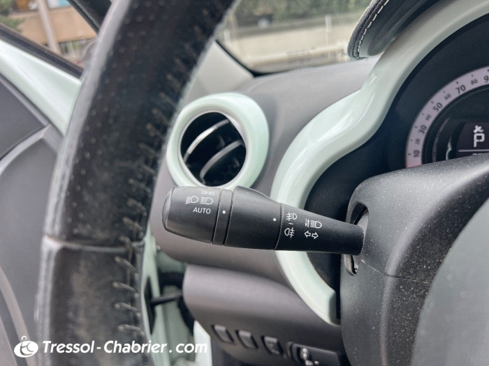 Renault TWINGO III 1.0 SCe 70 La Parisienne EDC