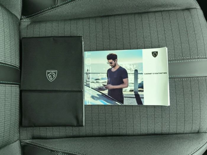 Peugeot 2008 PureTech 130 S&S BVM6 Allure Pack