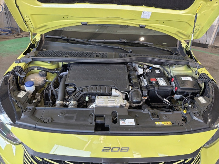 Peugeot 208 PureTech 100 S&S BVM6 Allure