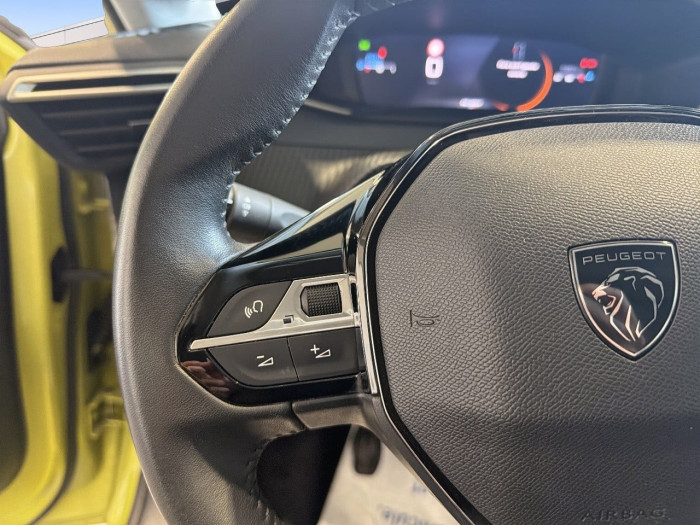 Peugeot 208 PureTech 100 S&S BVM6 Allure