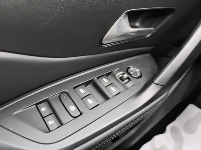 Peugeot 308 PHEV 180 e-EAT8 Allure