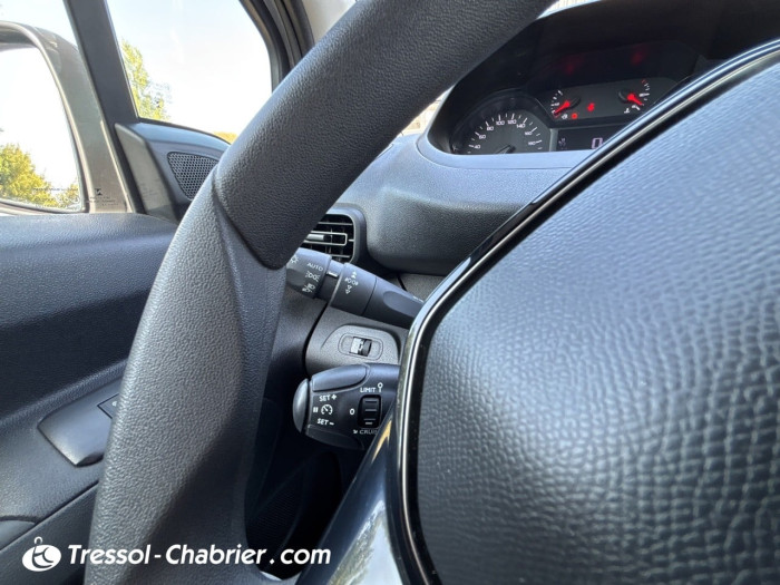 Peugeot PARTNER FOURGON STANDARD 650 KG BLUEHDI 100 S&S BVM6 PREMIUM