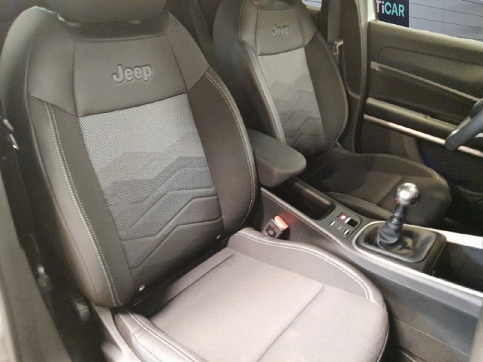 Jeep Avenger 1.2 Turbo T3 100 ch Summit