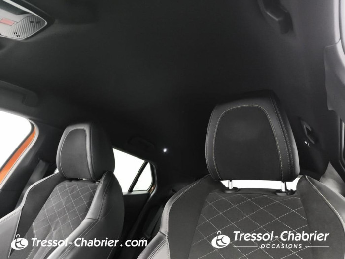 Peugeot 2008 BlueHDi 130 S&S EAT8 GT
