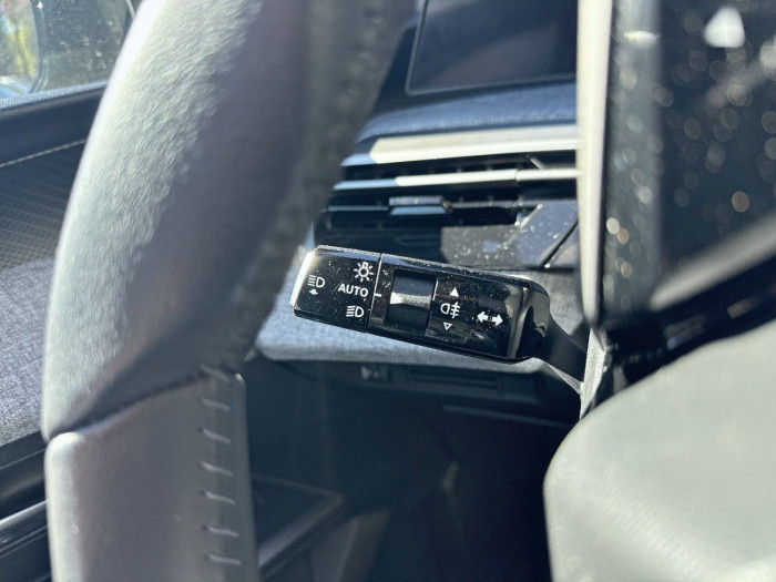 Peugeot 5008 Nouveau Hybrid 145 ch e-DCS6 Allure