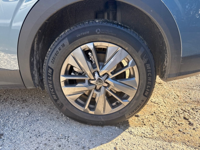 Peugeot 5008 Nouveau Hybrid 145 ch e-DCS6 Allure