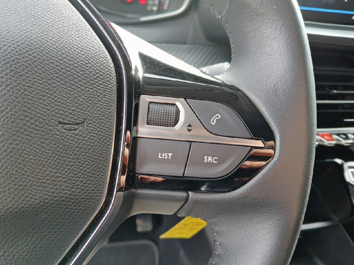 Peugeot 208 PureTech 100 S&S BVM6 Style