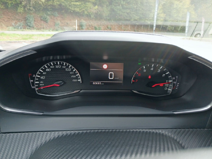 Peugeot 208 PureTech 100 S&S BVM6 Style