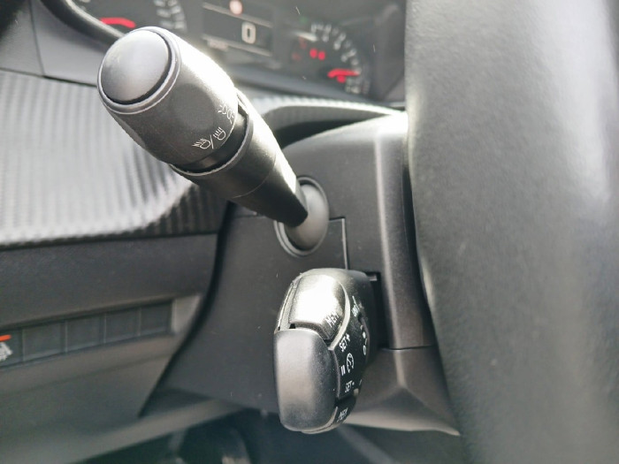 Peugeot 208 PureTech 100 S&S BVM6 Style