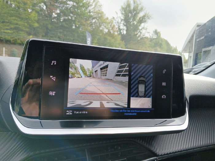 Peugeot 208 PureTech 100 S&S BVM6 Style