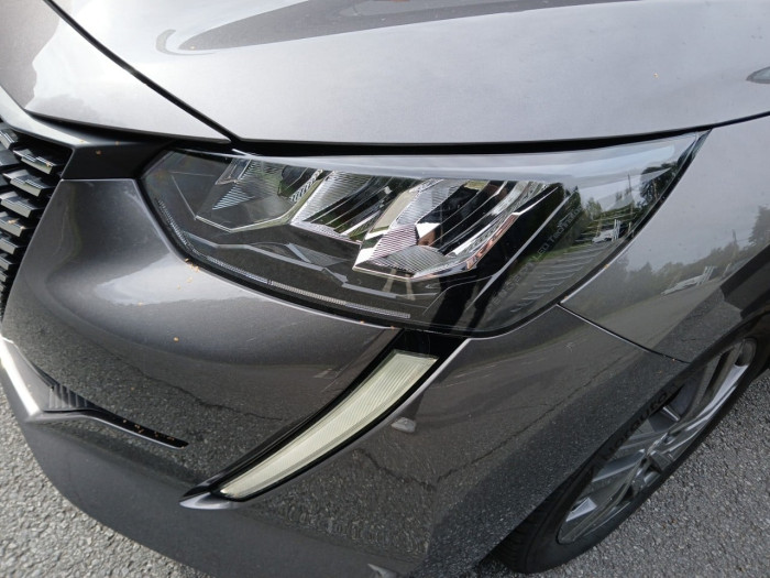 Peugeot 208 PureTech 100 S&S BVM6 Style
