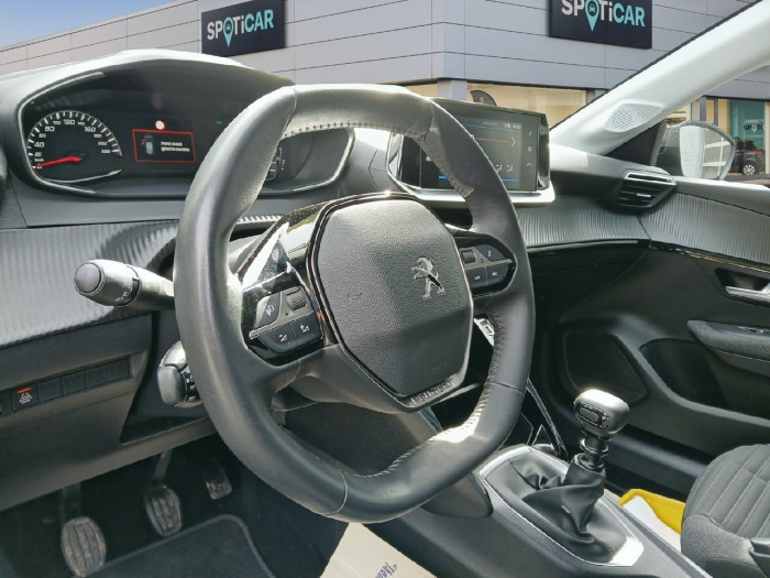 Peugeot 208 PureTech 100 S&S BVM6 Style
