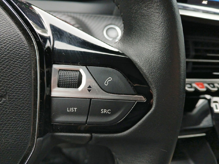 Peugeot 208 BlueHDi 100 S&S BVM6 Allure