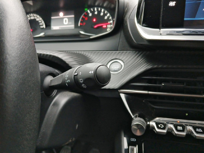 Peugeot 208 BlueHDi 100 S&S BVM6 Allure