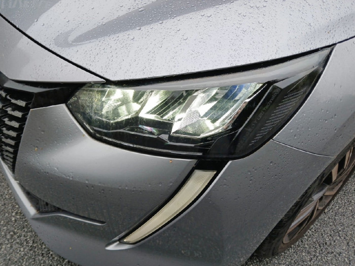 Peugeot 208 BlueHDi 100 S&S BVM6 Allure
