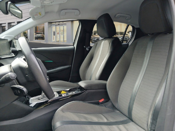 Peugeot 208 BlueHDi 100 S&S BVM6 Allure