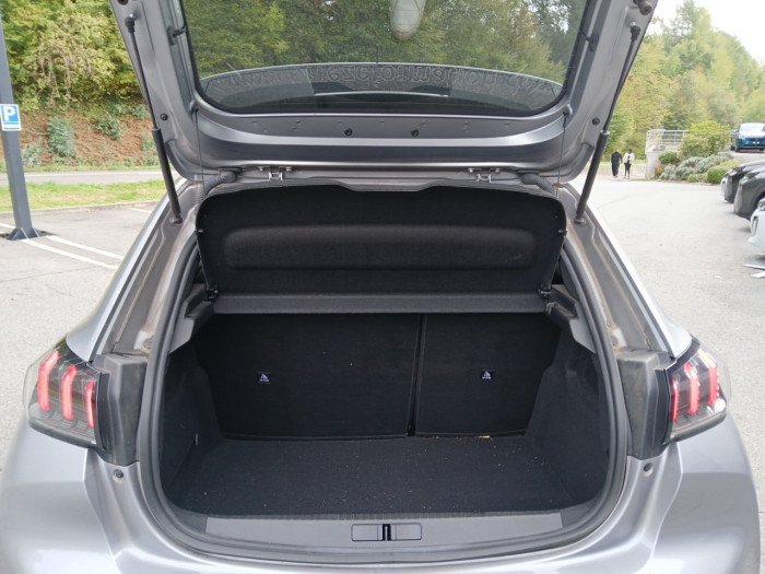 Peugeot 208 BlueHDi 100 S&S BVM6 Allure