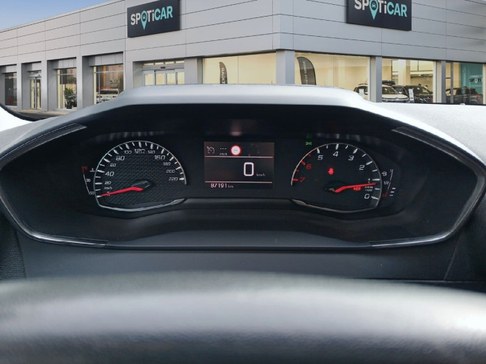 Peugeot 208 BlueHDi 100 S&S BVM6 Allure