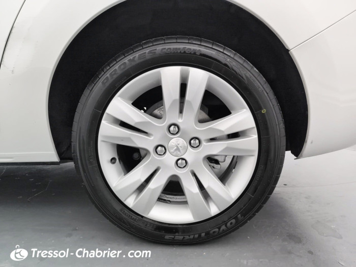 Peugeot 5008 1.6 BlueHDi 120ch S&S BVM6 Active