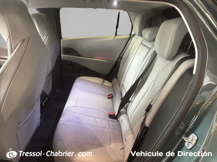 DS N°7 Hybride 145 Etoile