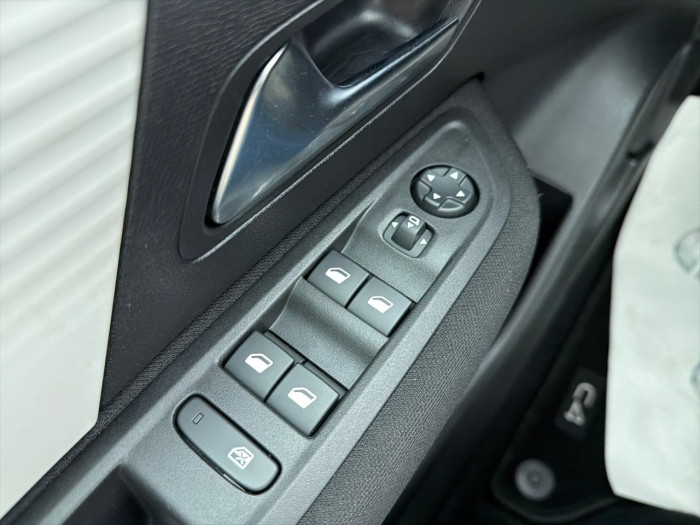 Citroën C4 Nouveau Hybride 145 ch e-DCS6 Plus