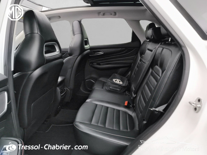 MG EHS 1.5T GDI PHEV Luxury