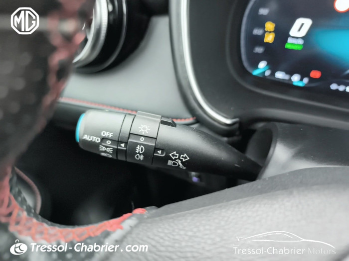 MG EHS 1.5T GDI PHEV Luxury