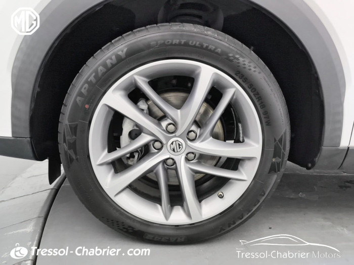 MG EHS 1.5T GDI PHEV Luxury
