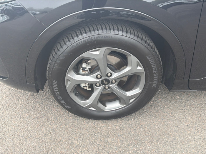 Ford Kuga 2.5 Duratec 180ch Hybrid FlexiFuel ST-Line Powershift