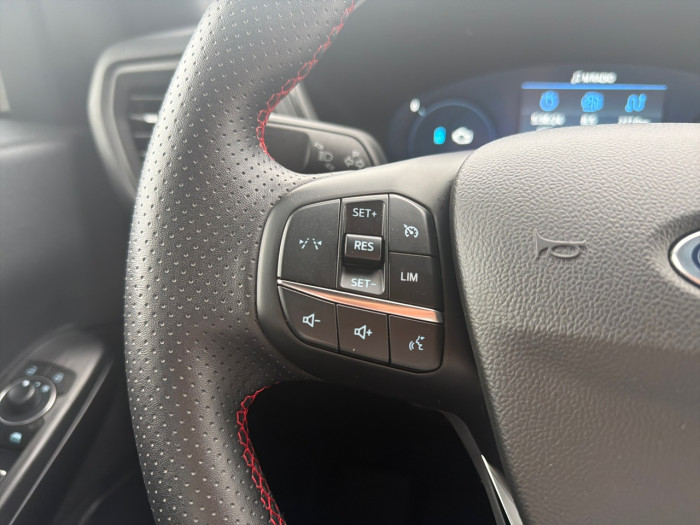 Ford Kuga 2.5 Duratec 180ch Hybrid FlexiFuel ST-Line Powershift