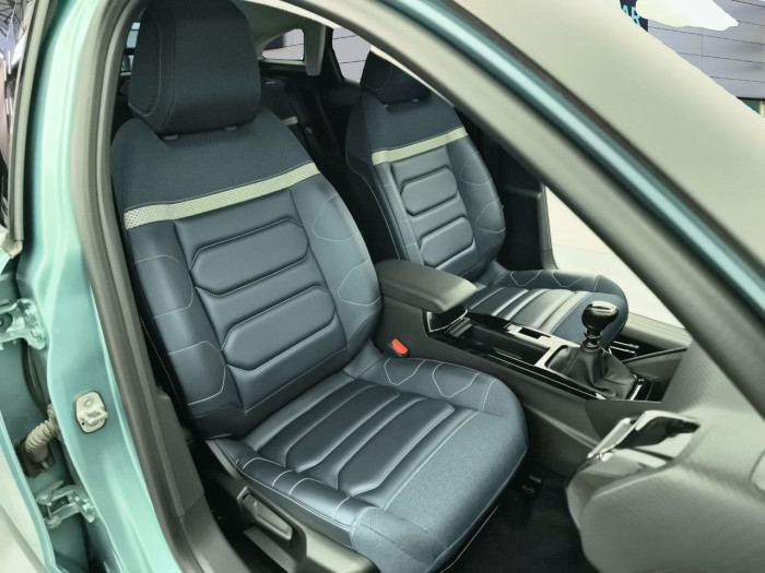 Citroën C4 PureTech 130 S&S BVM6 Shine