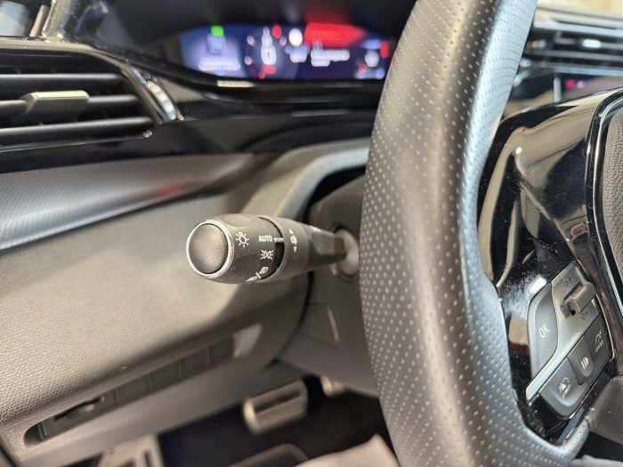 Peugeot 308 DIESEL BlueHDi 130ch S&S EAT8 GT
