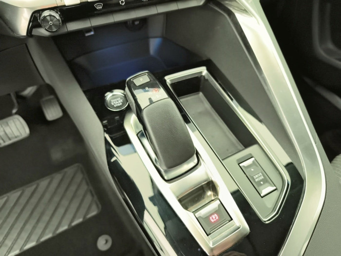 Peugeot 3008 Hybrid 225 e-EAT8 Allure