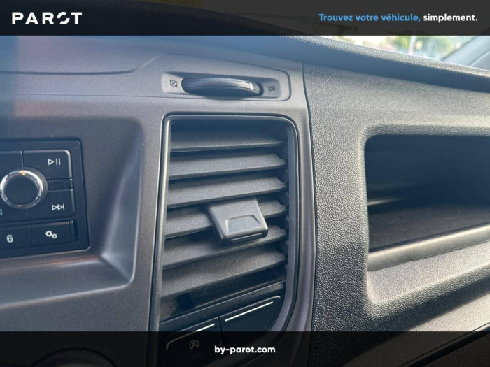 Ford TRANSIT CUSTOM FOURGON 280 L1H1 2.0 ECOBLUE 130 TREND BUSINESS