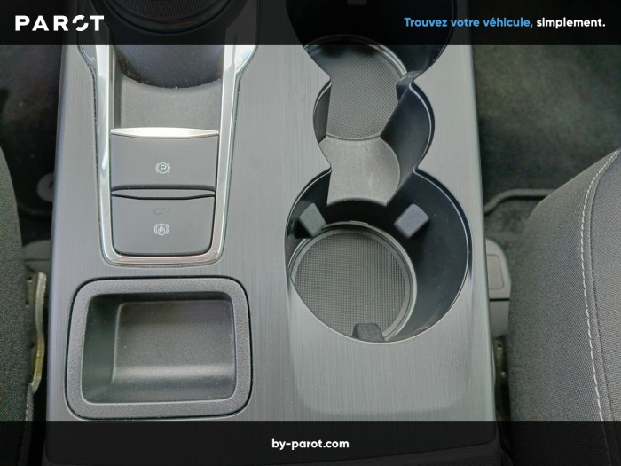 Ford Kuga Nouveau 2.5 Duratec 180 ch FlexiFuel FHEV E85 Powershift Titanium Business