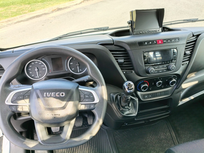 IVECO Daily CCb 35C14 empattement 3750